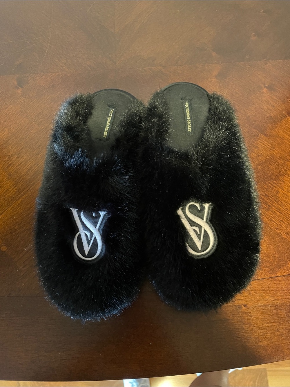 Victoria's Secret Black Faux-Fur Logo Slide Slippers
